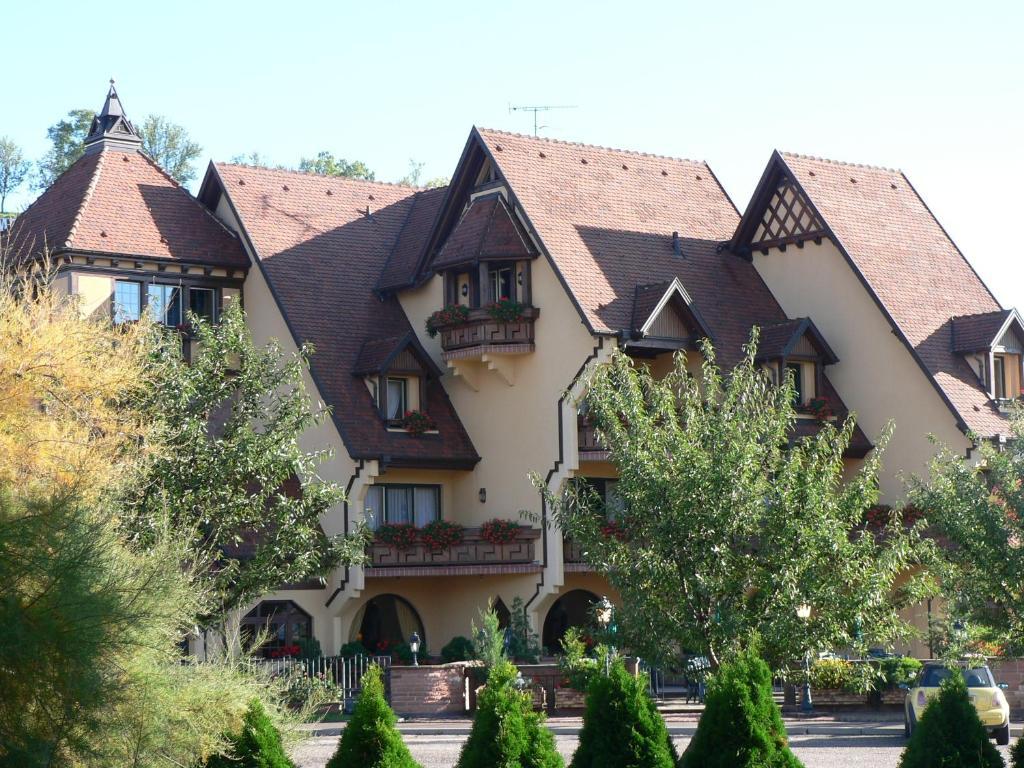 Hotel Le Mandelberg Mittelwihr Bagian luar foto