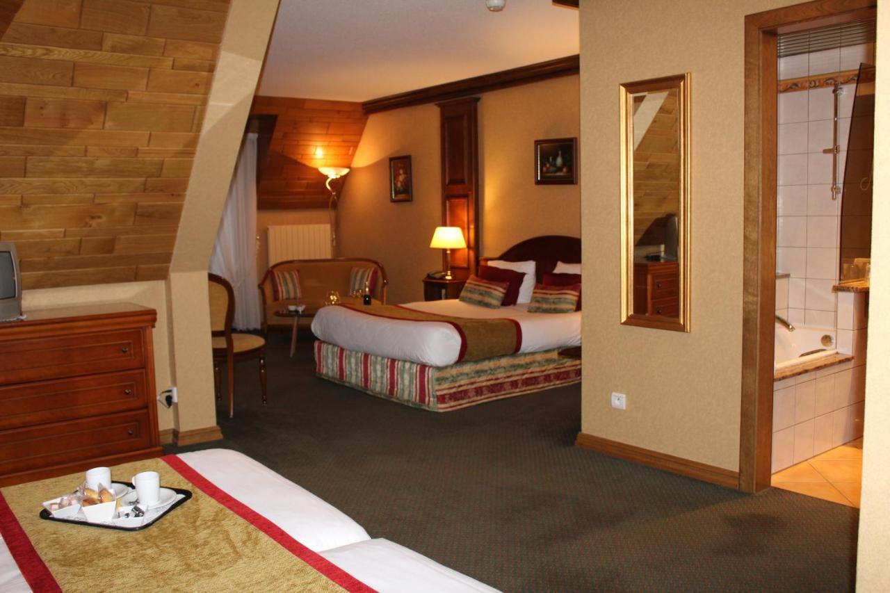 Hotel Le Mandelberg Mittelwihr Bagian luar foto