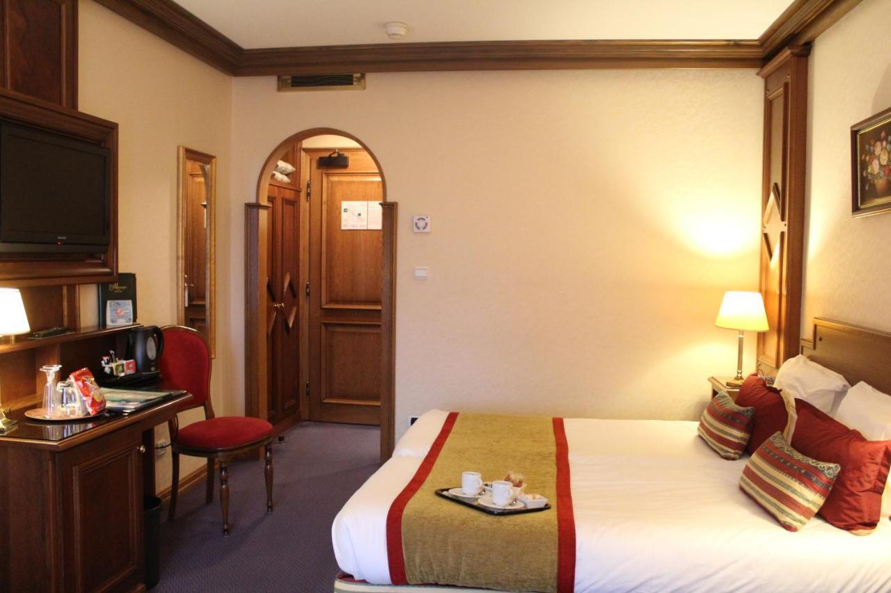 Hotel Le Mandelberg Mittelwihr Bagian luar foto