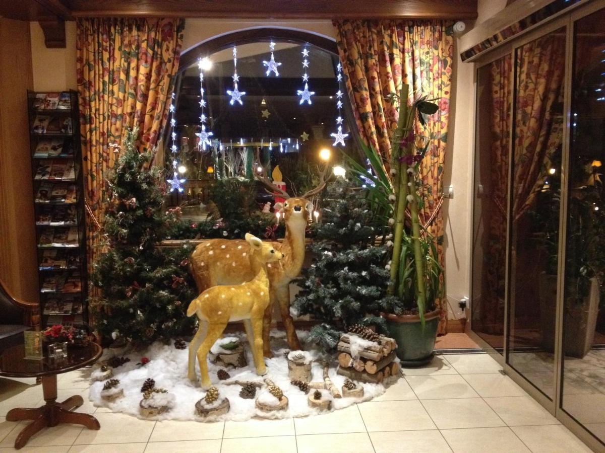 Hotel Le Mandelberg Mittelwihr Bagian luar foto